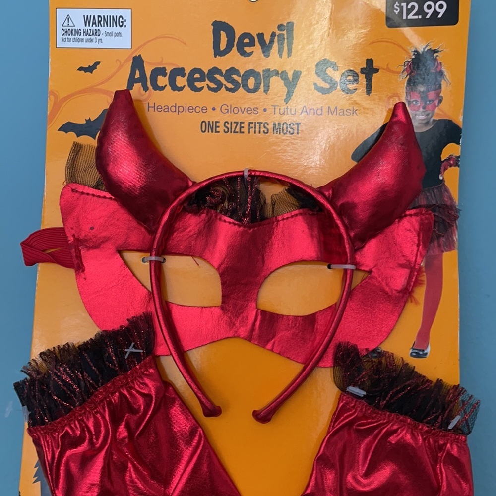 Toddler Devil Costume Set - Picture 2 of 4